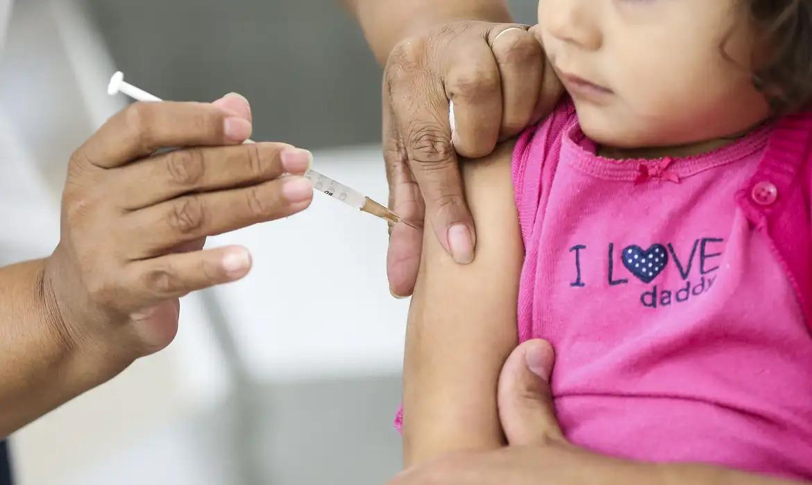 entenda como funciona a vacinação contra a pólio