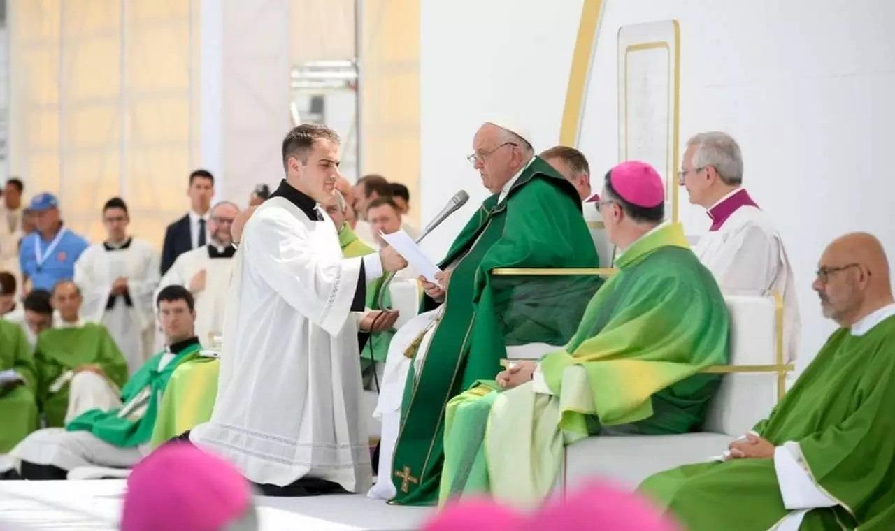 Em Trieste, Papa Francisco fala que necessitamos de uma fé que supere o egoísmo humano