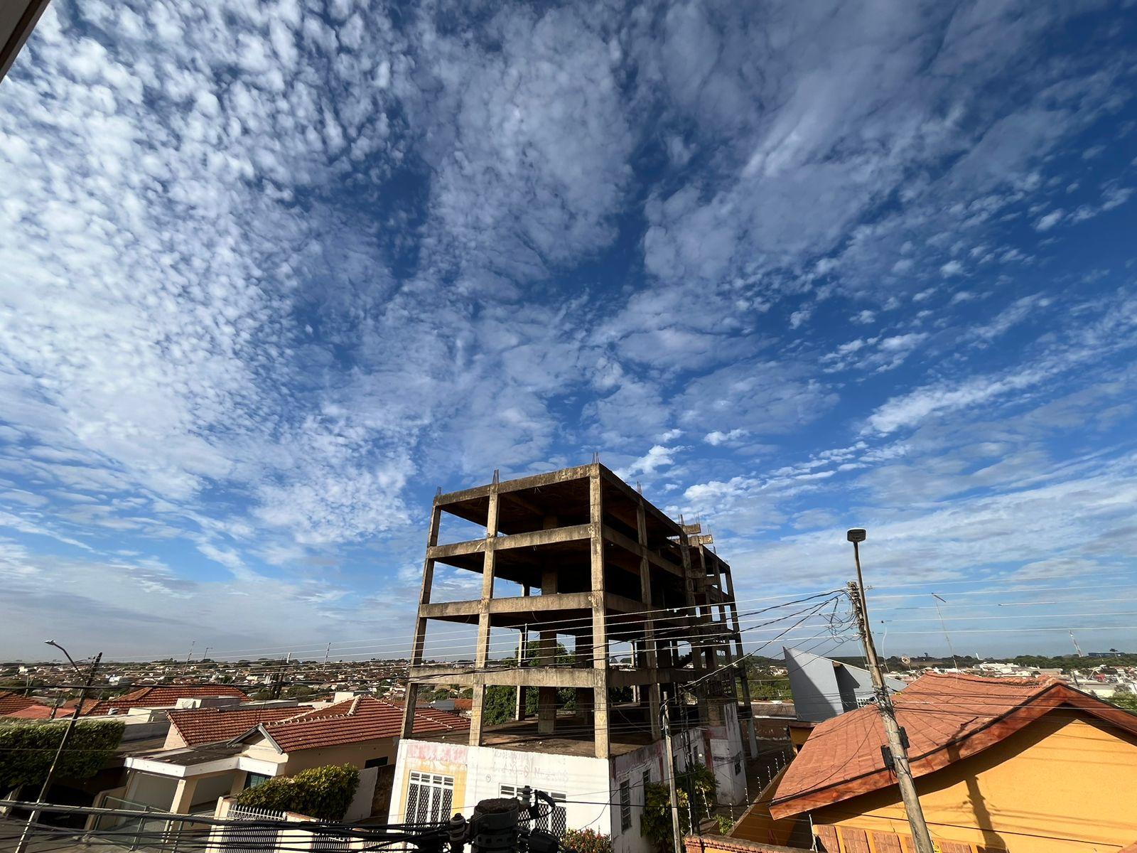 Passagem de uma nova frente fria promete provocar uma virada no tempo e derrubar as temperaturas